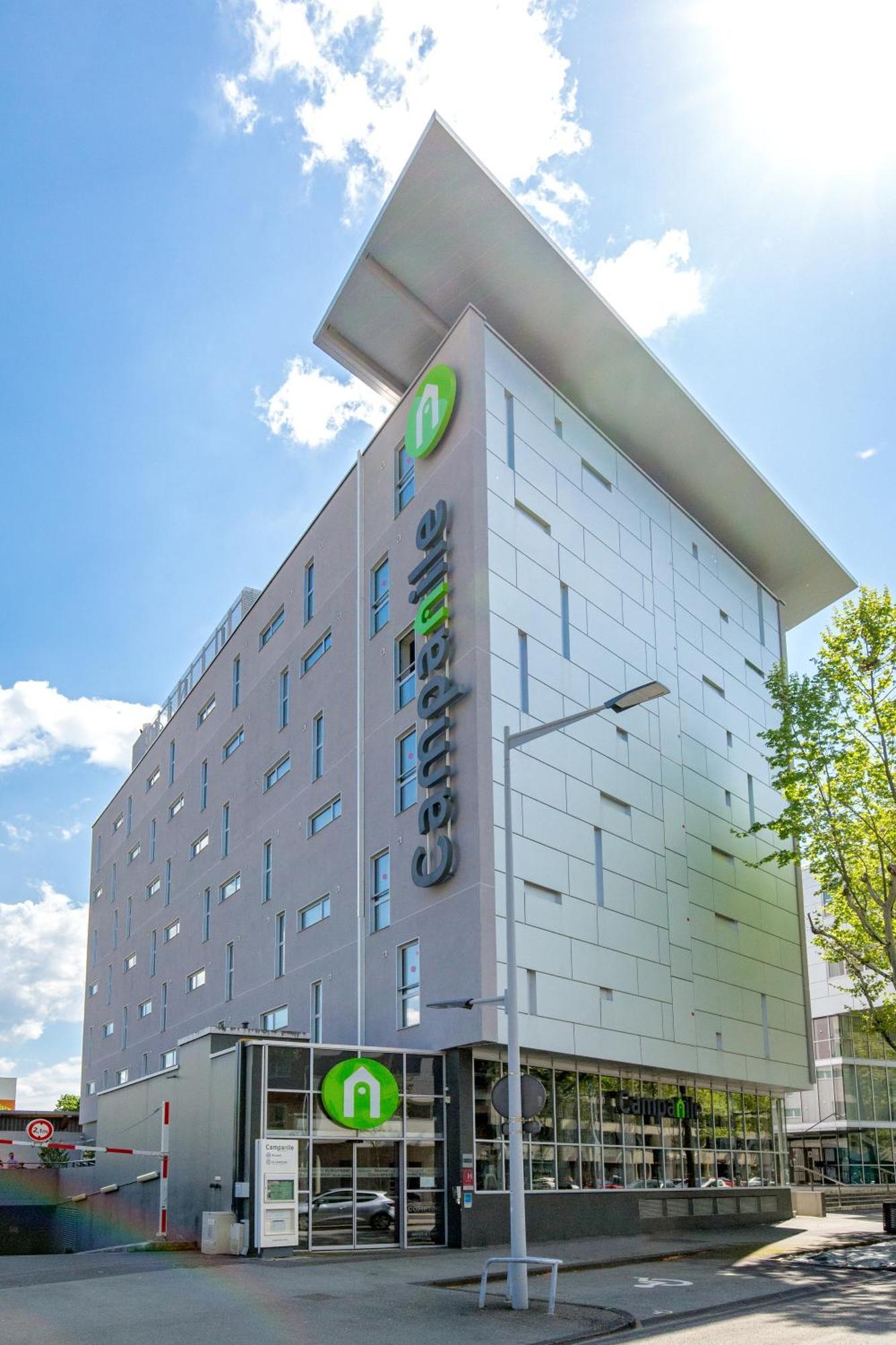 Hotel Campanile Clermont Ferrand Centre Esterno foto